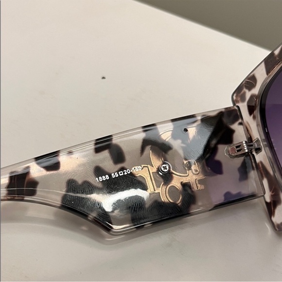 Dior Women's Black and White Sunglasses - Picture 5 of 6